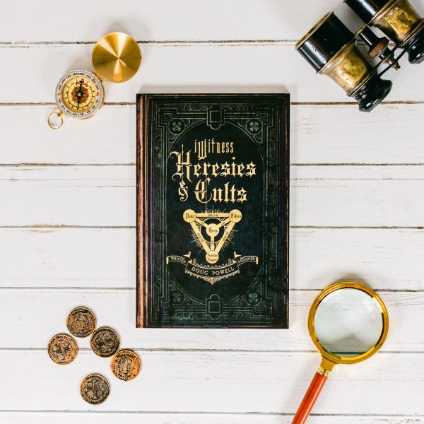iWitness Heresies and Cults Front Cover