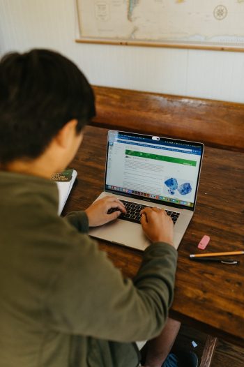 Child using Apologia Self Paced Demo